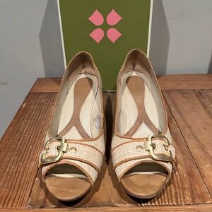 Naturalized Hidi Sand Wedge